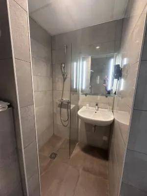 HOTELUX Amsterdam Airport Hotel Chambres Photos