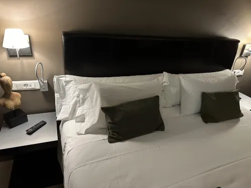 Hotel Moderno Puerta del Sol Chambres Photos