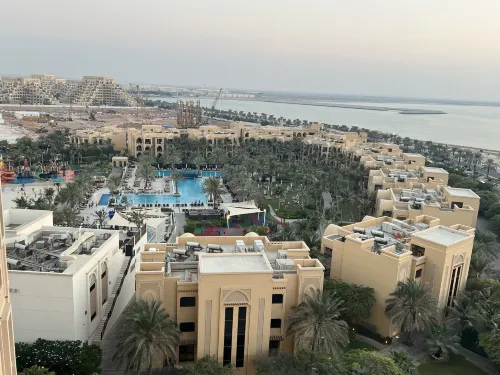 DoubleTree by Hilton Resort & Spa Marjan Island Dekat Hotel Photos