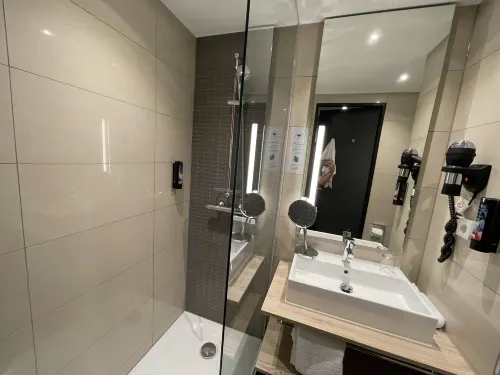 Holiday Inn - the niu, Brass Munich Olympiapark Chambres Photos