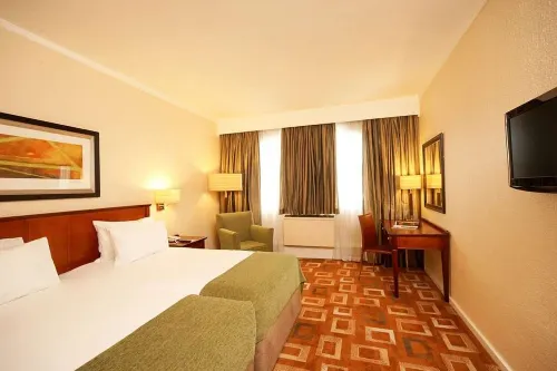 Garden Court or Tambo International Airport Chambres Photos
