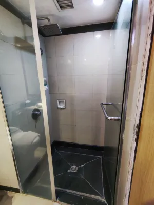 Tamarin Hotel Jakarta Manage by Vib Hospitality Management Kamar Photos