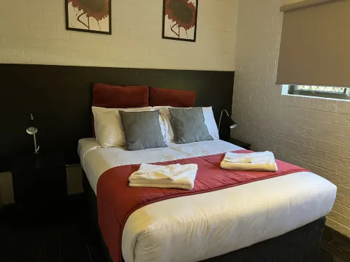 Ascot Budget Inn & Residences Rooms Photos