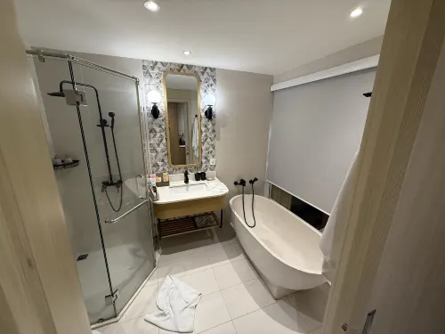Cozy Danang Boutique Hotel Rooms Photos