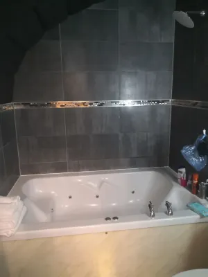 30 James Street Camere Photos