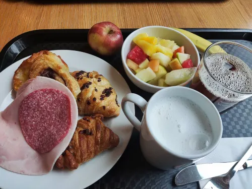 Holiday Inn Express Munich City West Dining Photos