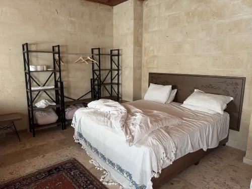 Azalea Terrace Cave Hotel Rooms Photos