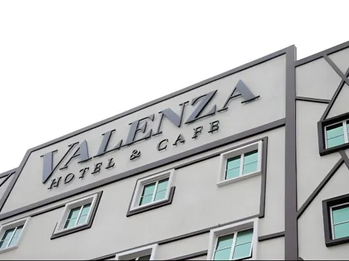 Hotel Valenza Exterior Photos