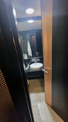 Amaroossa Cosmo Jakarta Kamar Photos