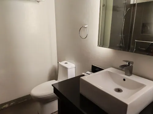 Ariana Hotel Rooms Photos