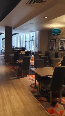 Leonardo Hotel Southampton Restauration Photos
