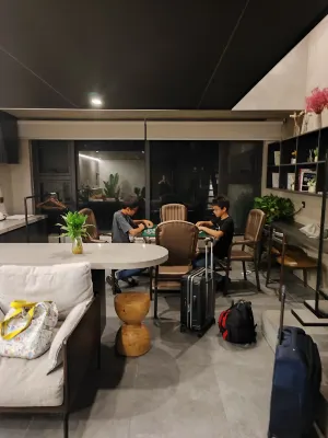 Zhuhai Low-key LOFT Suite Apartment (Huafa Shangdu Haiyin Youyicheng Branch) Area Publik Photos