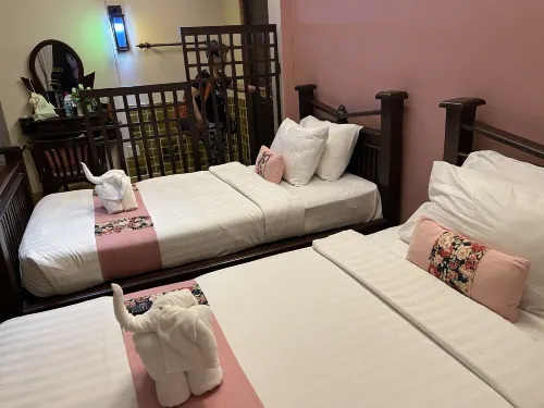 P.Paradise Hotel Kamar Photos