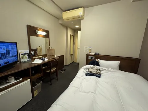 Hotel Route-Inn Hirosaki Joto Zimmer Photos