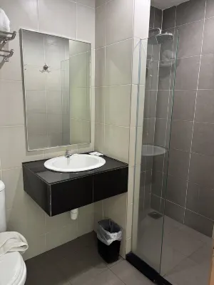 Avi Pangkor Beach Resort Chambres Photos