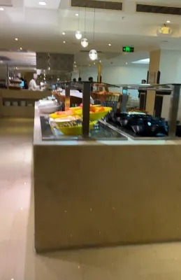 Pullman ZamZam Makkah Dining Photos