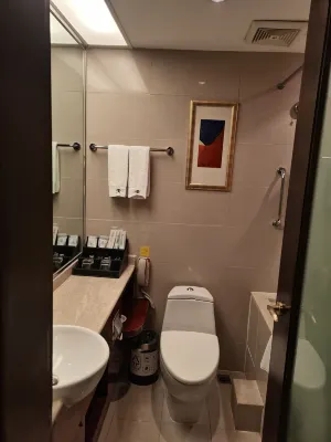 San Want Hotel Rooms Photos