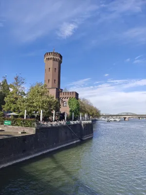 Cologne Marriott Hotel À proximité de l'hôtel Photos