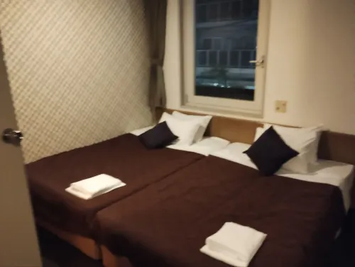 HOTEL LiVEMAX BUDGET Tokyo Kiba Zimmer Photos
