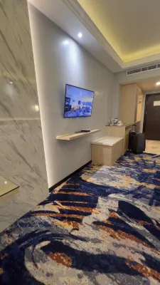 Swiss-Belhotel Silae Palu Photos