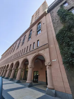 Yerevan Deluxe Hotel Exterior Photos