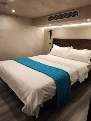 Zhuhai Low-key LOFT Suite Apartment (Huafa Shangdu Haiyin Youyicheng Branch) Kamar Photos