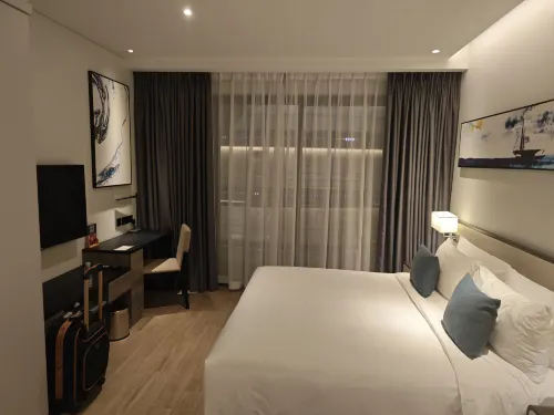 Citadines Marina Hạ Long Phòng Photos