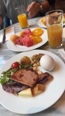 Tbilisi Marriott Hotel Dining Photos