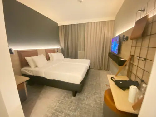 Moxy Stuttgart Feuerbach Rooms Photos