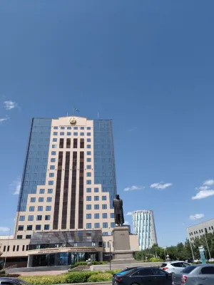 Ramada by Wyndham Astana Exterior Photos