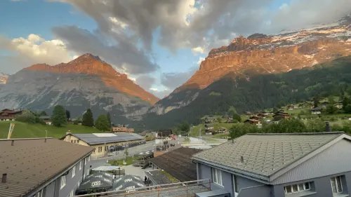 Eiger Lodge Chic Espaces publics Photos