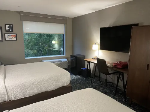 Four Points by Sheraton Jacksonville Baymeadows Rooms Photos