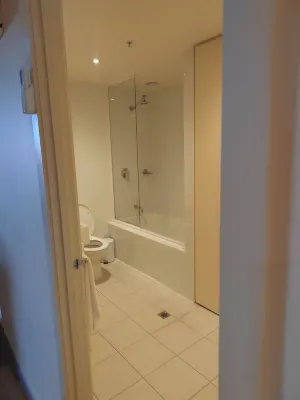 Oaks Melbourne on Lonsdale Suites Kamar Photos