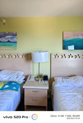 Aston Waikiki Circle Hotel Rooms Photos