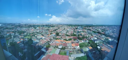 Hotel Ciputra World Surabaya managed by Swiss-Belhotel International  Dekat Hotel Photos