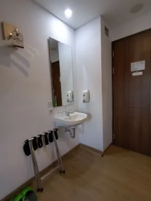 Whiz Prime Hotel Basuki Rahmat Malang Kamar Photos