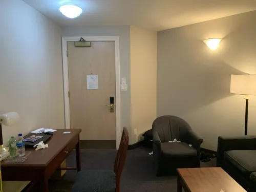 Rosedale on Robson Suite Hotel Rooms Photos