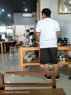 Red Planet Bekasi Photos