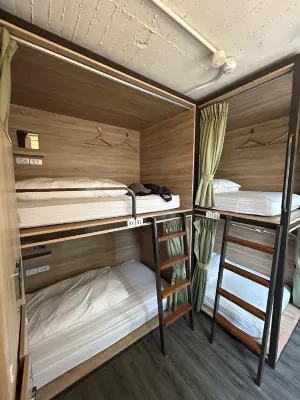 Stray Birds Taichung Hostel Rooms Photos