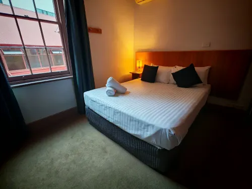 Central Hotel Hobart Zimmer Photos