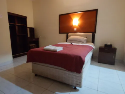 Teges Inn Kuta Camere Photos