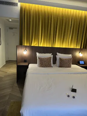 The Scott Hotel Brussels Rooms Photos