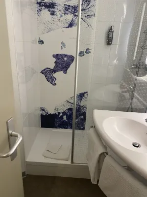 Ibis Budget Paris Porte de Bercy Zimmer Photos
