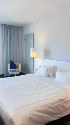art'otel Cologne Chambres Photos