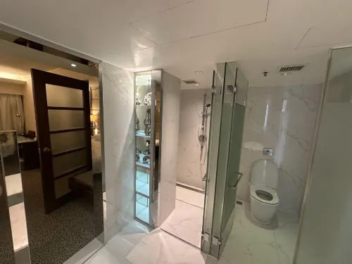 Regal Kowloon Hotel Rooms Photos