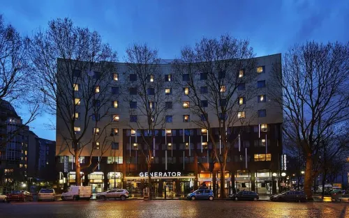 Generator Paris Extérieur Photos