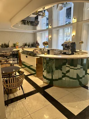 Best Western Premier Hotel Roosevelt Dining Photos