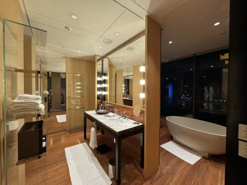 Mandarin Oriental Guangzhou Rum Photos