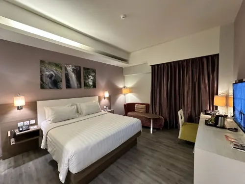 Mercure Padang Kamar Photos