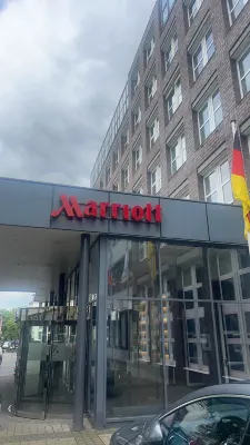 Cologne Marriott Hotel Extérieur Photos